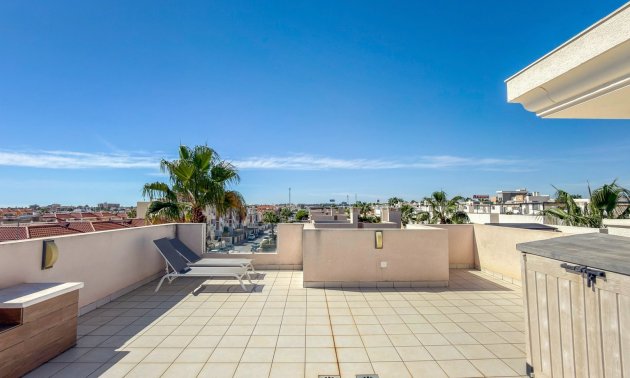 Resale - Duplex -
Orihuela Costa - La Zenia
