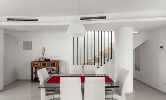Resale - Duplex -
Orihuela Costa - La Zenia