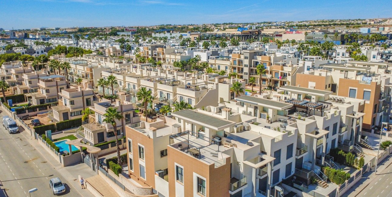 Resale - Duplex -
Orihuela Costa - La Zenia