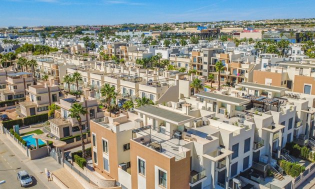 Resale - Duplex -
Orihuela Costa - La Zenia
