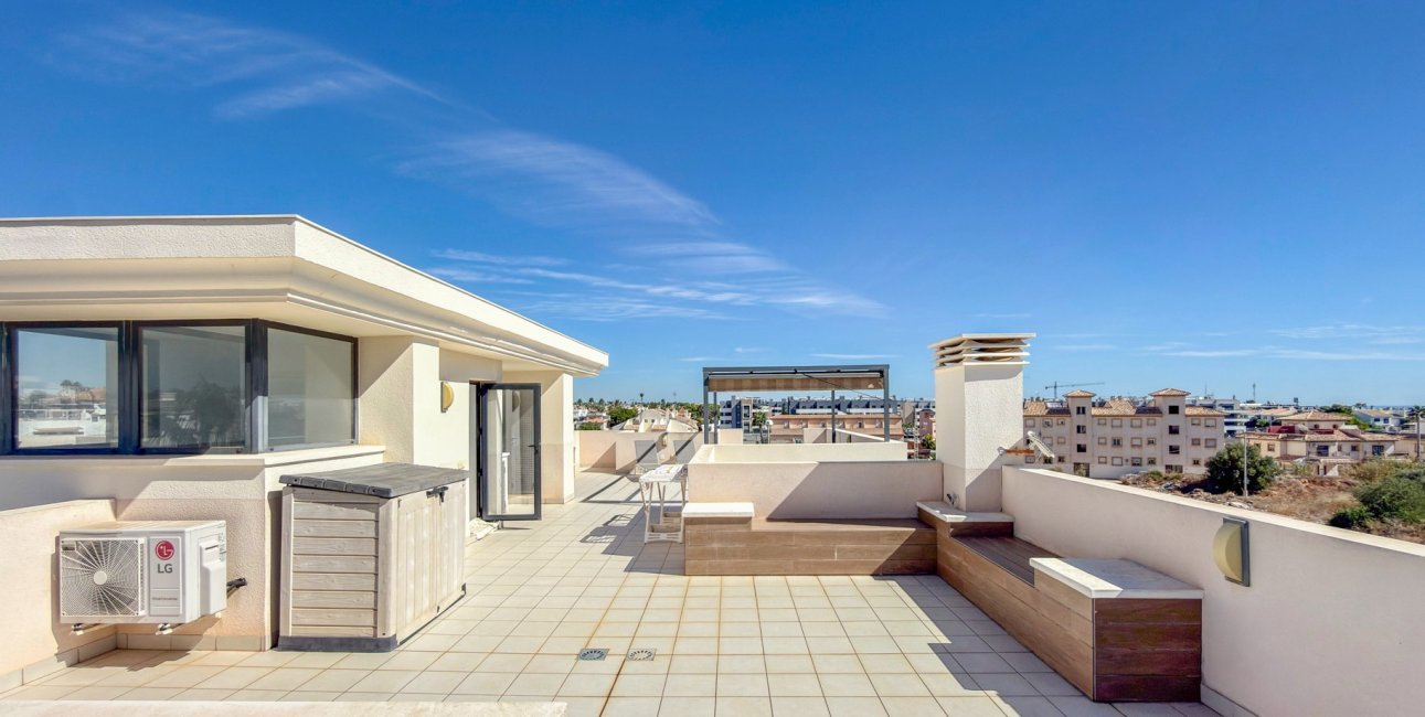 Resale - Duplex -
Orihuela Costa - La Zenia