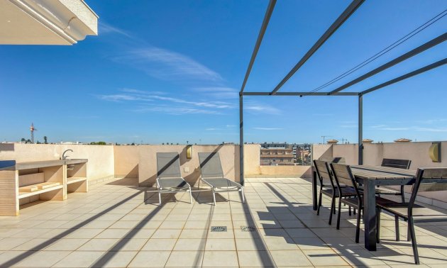 Resale - Duplex -
Orihuela Costa - La Zenia