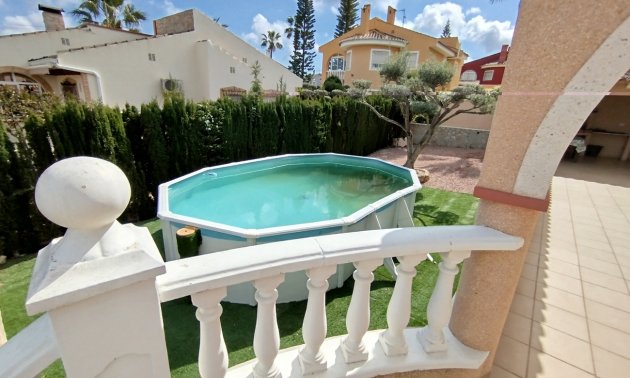 Resale - Villa -
Ciudad Quesada - Pueblo Lucero