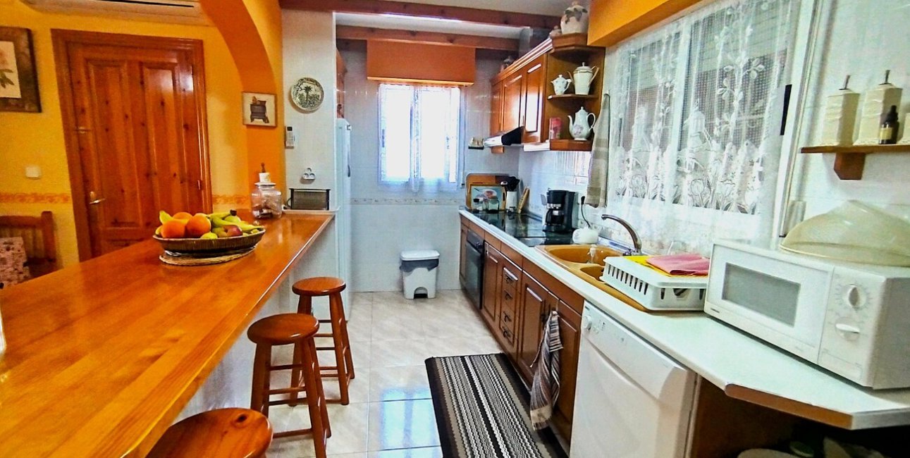 Resale - Villa -
Ciudad Quesada - Pueblo Lucero