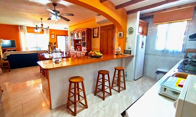Resale - Villa -
Ciudad Quesada - Pueblo Lucero