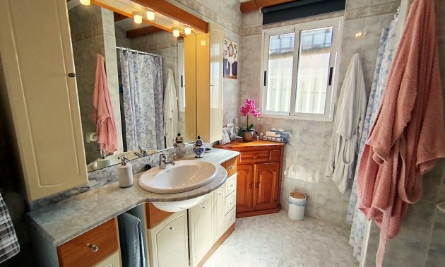 Resale - Villa -
Ciudad Quesada - Pueblo Lucero
