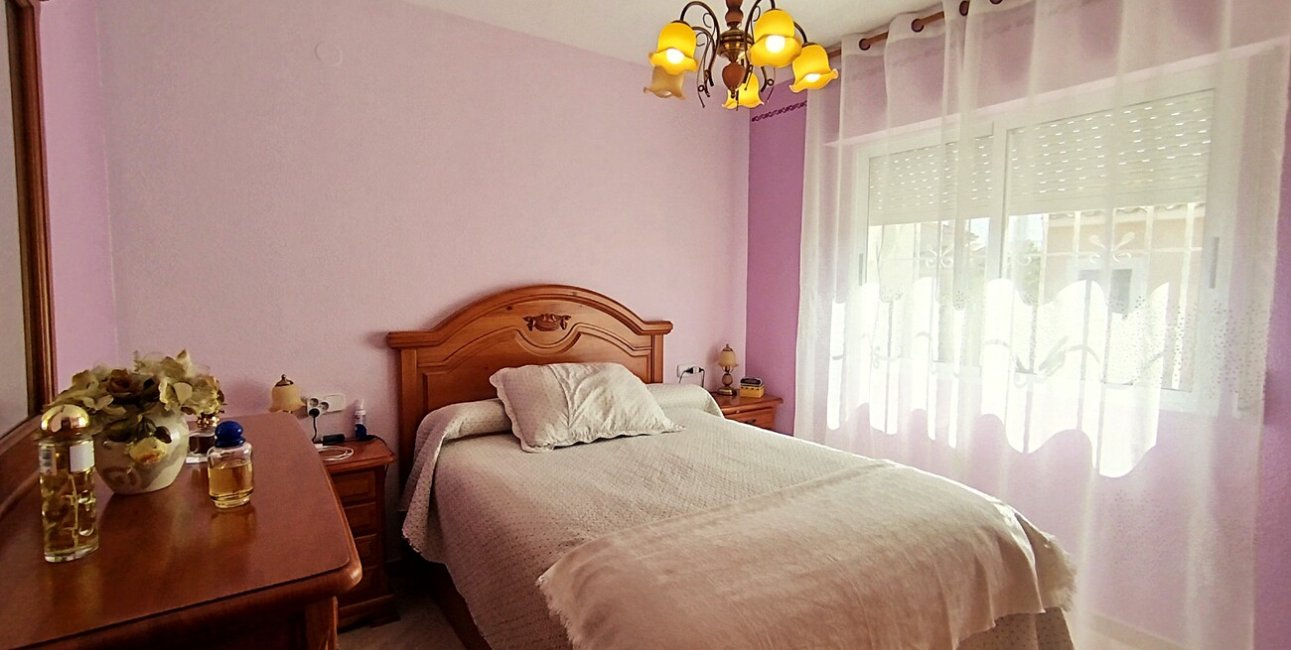 Resale - Villa -
Ciudad Quesada - Pueblo Lucero