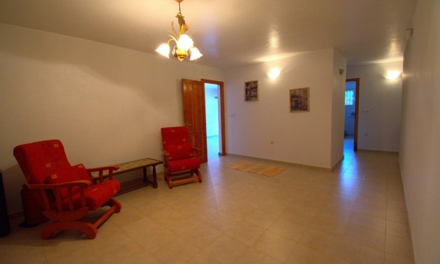 Resale - Villa -
Ciudad Quesada - Pueblo Lucero