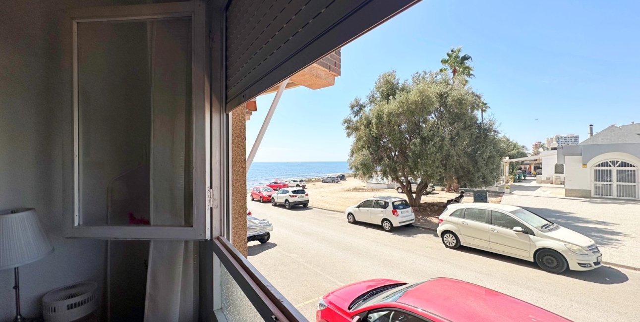 Resale - Apartment / flat -
Torrevieja - Playa de los Naufragos
