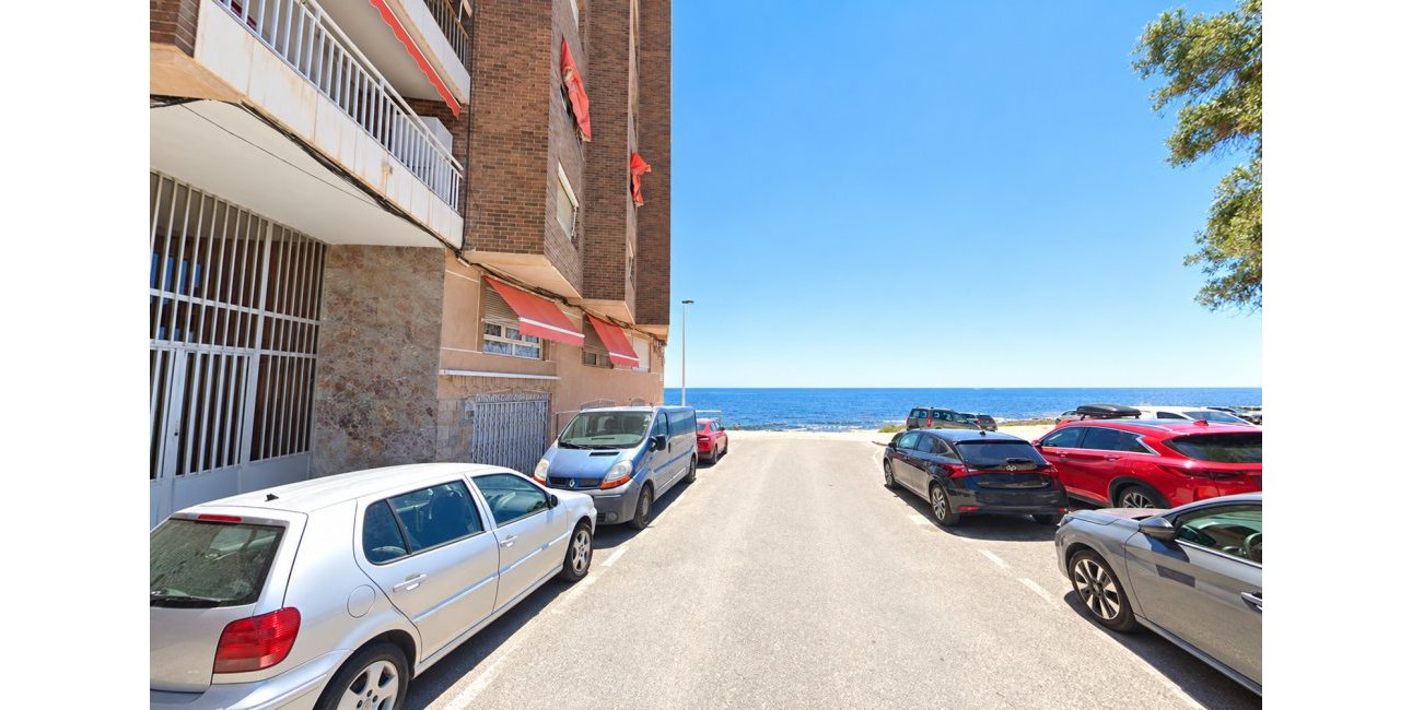 Rynek wtórny - Apartment / Duplex -
Torrevieja - Playa de los Naufragos