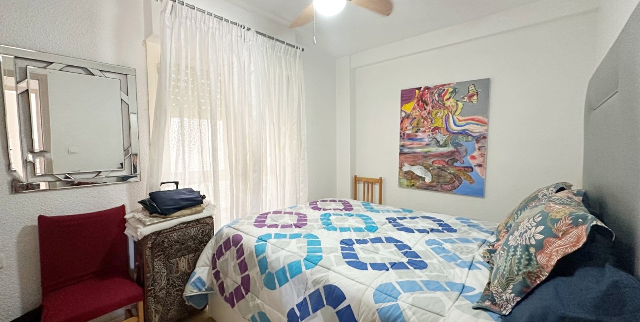Rynek wtórny - Apartment / Duplex -
Torrevieja - Playa de los Naufragos