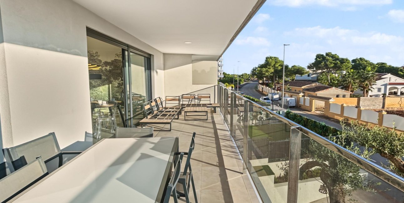 Reventa - Apartamento / piso -
Dehesa de campoamor - Campoamor