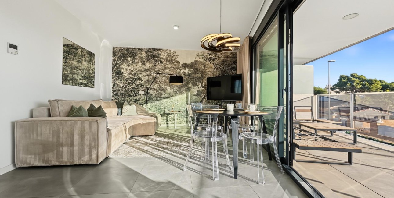Reventa - Apartamento / piso -
Dehesa de campoamor - Campoamor