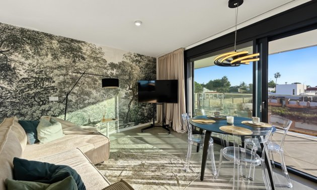 Reventa - Apartamento / piso -
Dehesa de campoamor - Campoamor