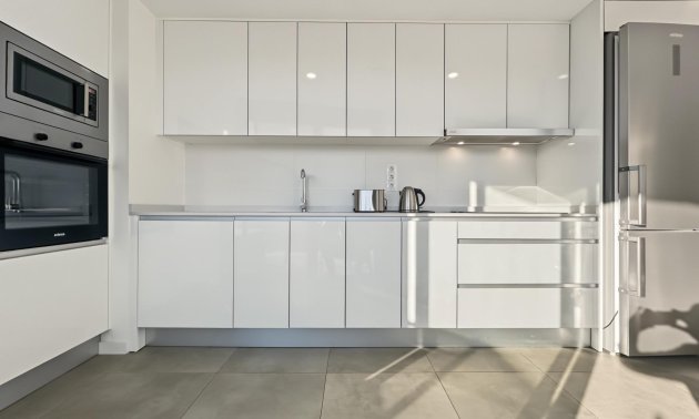 Reventa - Apartamento / piso -
Dehesa de campoamor - Campoamor
