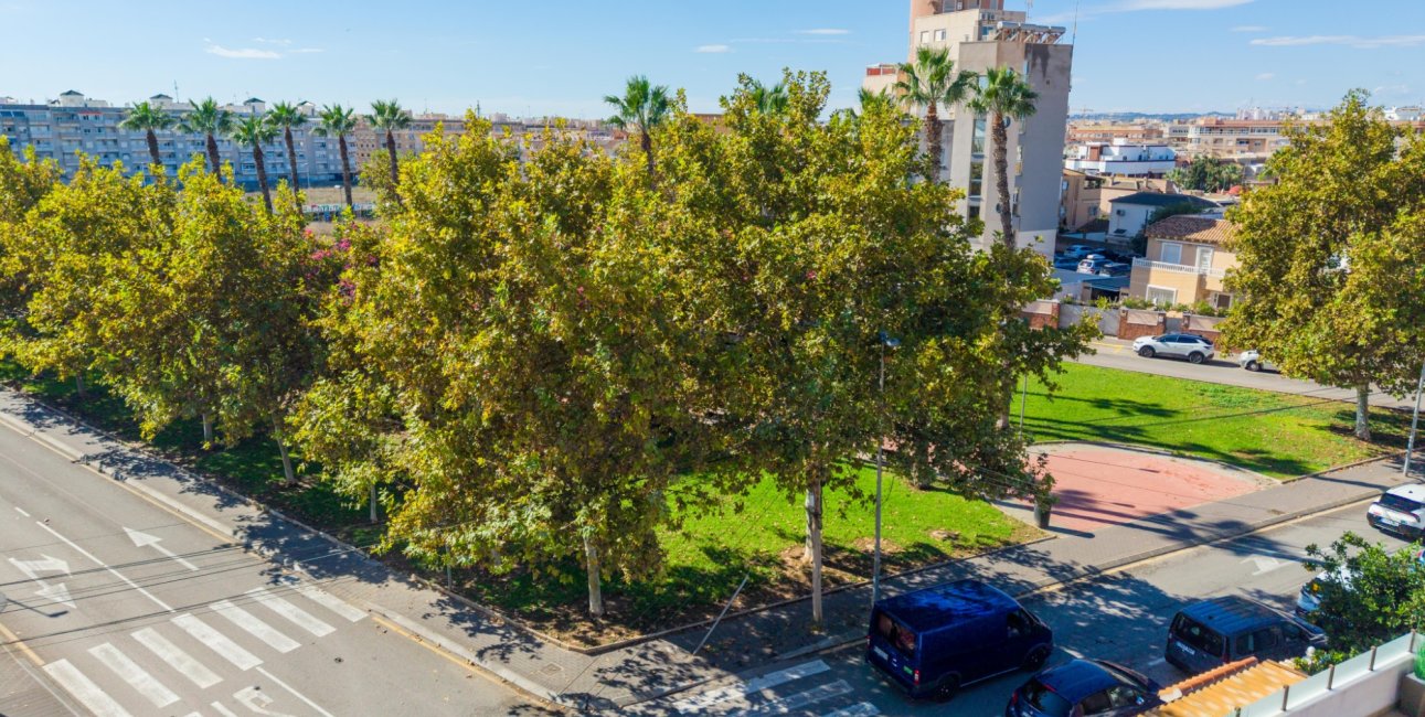 Resale - Apartment / Duplex -
Torrevieja - Playa del Cura