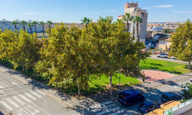 Resale - Apartment / Duplex -
Torrevieja - Playa del Cura