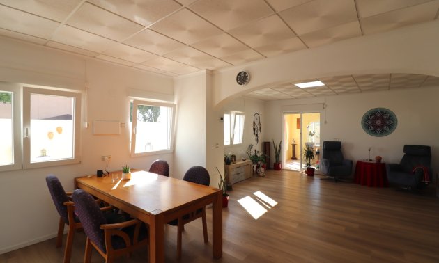 Reventa - Finca -
Rafal - El Mudamiento