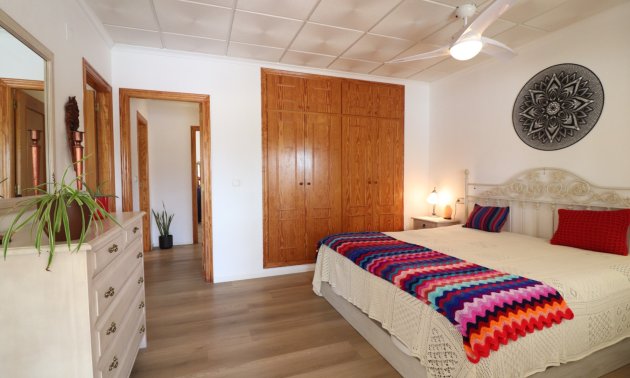 Reventa - Finca -
Rafal - El Mudamiento
