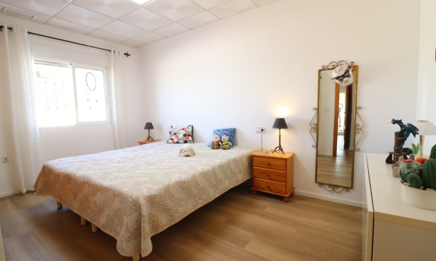 Reventa - Finca -
Rafal - El Mudamiento