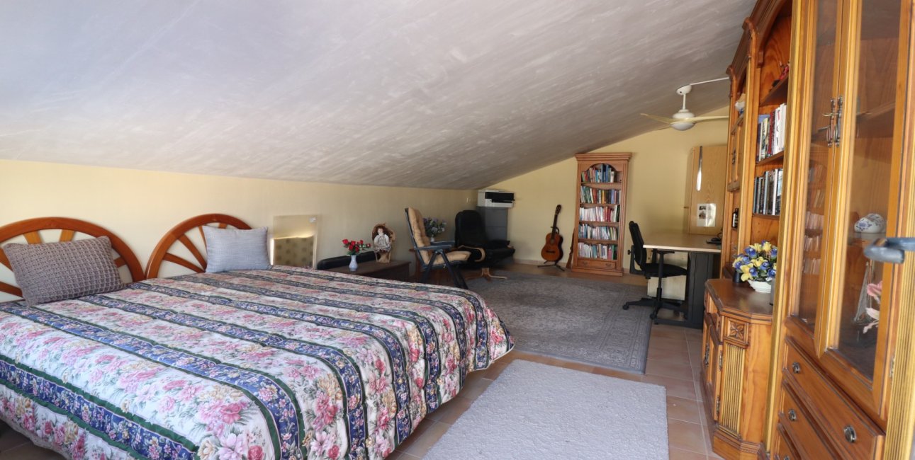 Reventa - Finca -
Rafal - El Mudamiento