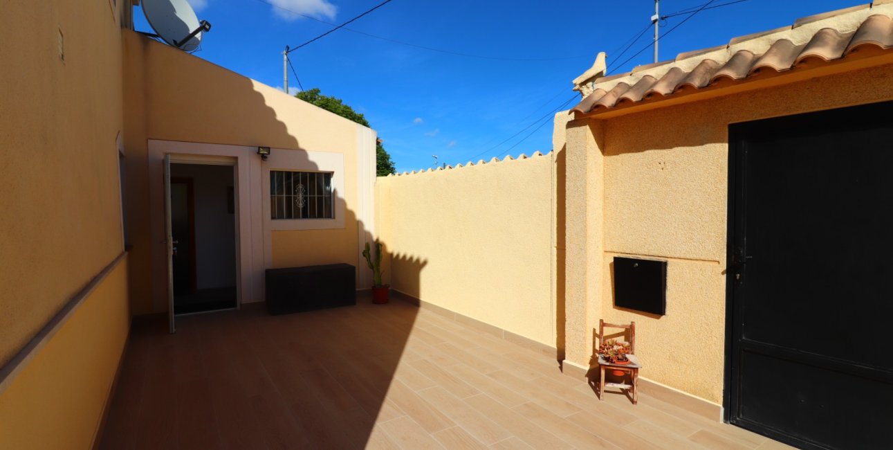 Reventa - Finca -
Rafal - El Mudamiento