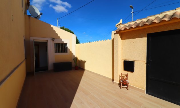 Reventa - Finca -
Rafal - El Mudamiento