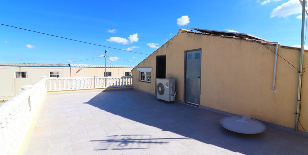Reventa - Finca -
Rafal - El Mudamiento