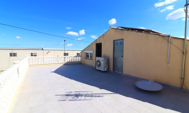 Reventa - Finca -
Rafal - El Mudamiento