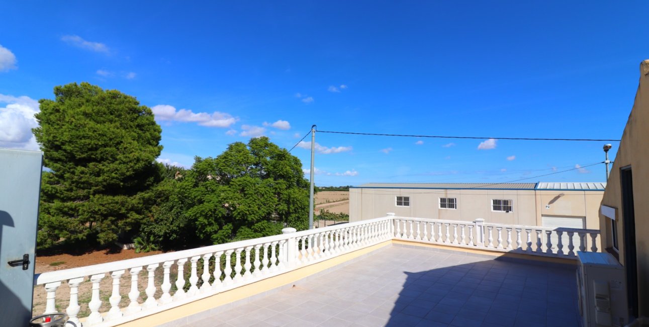 Reventa - Finca -
Rafal - El Mudamiento