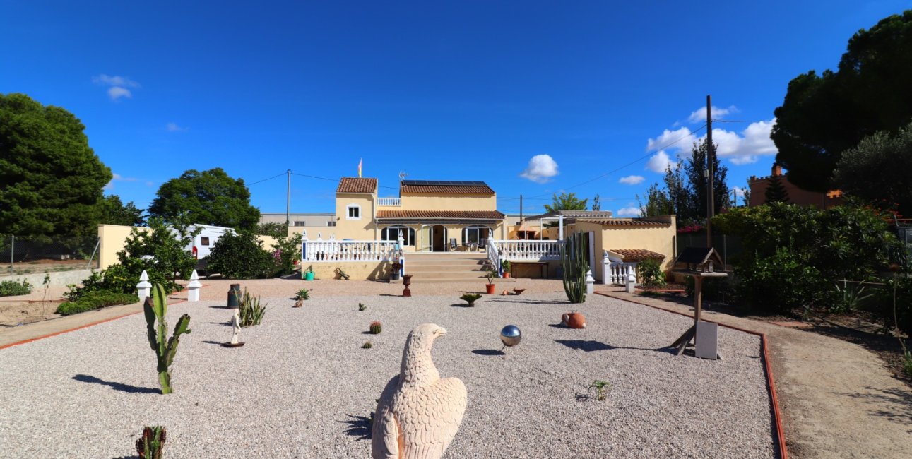 Reventa - Finca -
Rafal - El Mudamiento