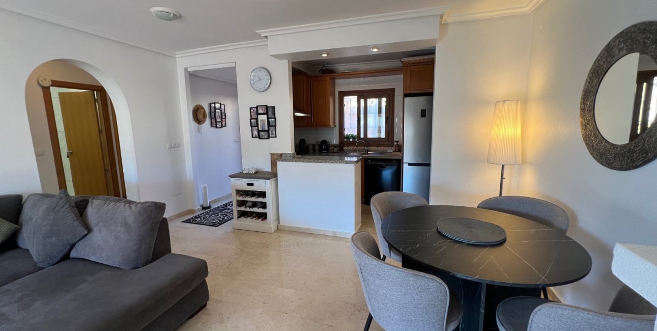 Resale - Bungalow -
Algorfa - La Finca Golf Resort