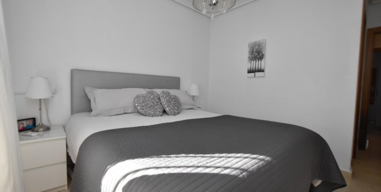 Resale - Bungalow -
Algorfa - La Finca Golf Resort