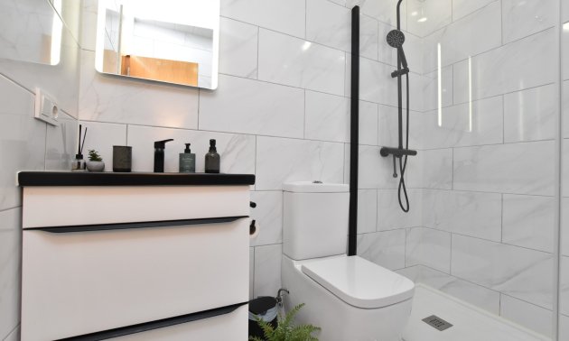 Resale - Bungalow -
Algorfa - La Finca Golf Resort