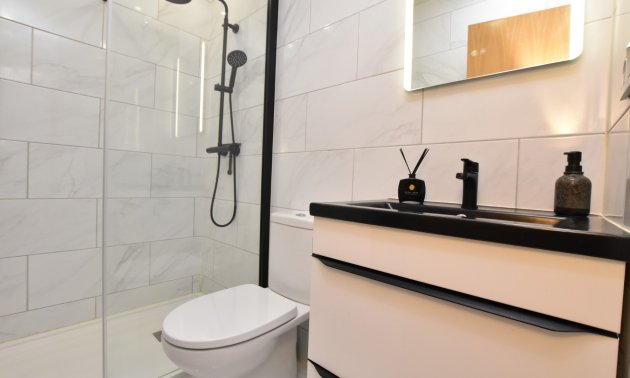 Resale - Bungalow -
Algorfa - La Finca Golf Resort