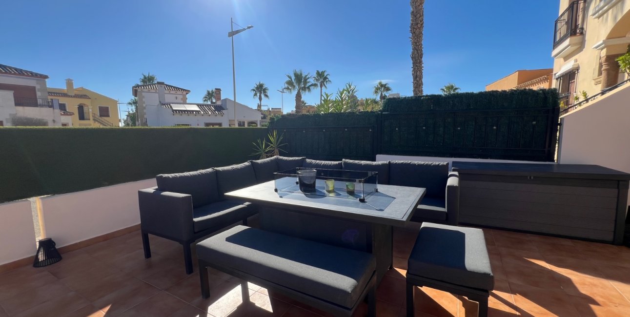 Resale - Bungalow -
Algorfa - La Finca Golf Resort