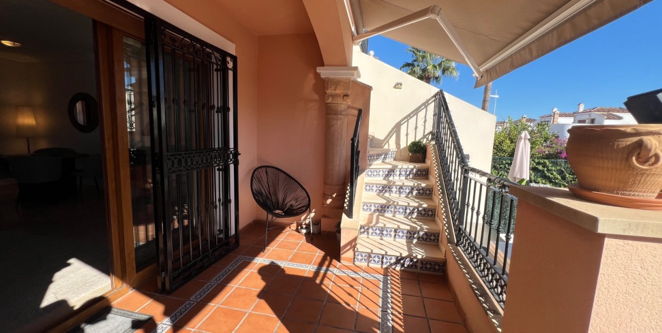 Resale - Bungalow -
Algorfa - La Finca Golf Resort