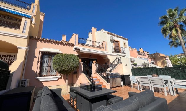 Resale - Bungalow -
Algorfa - La Finca Golf Resort