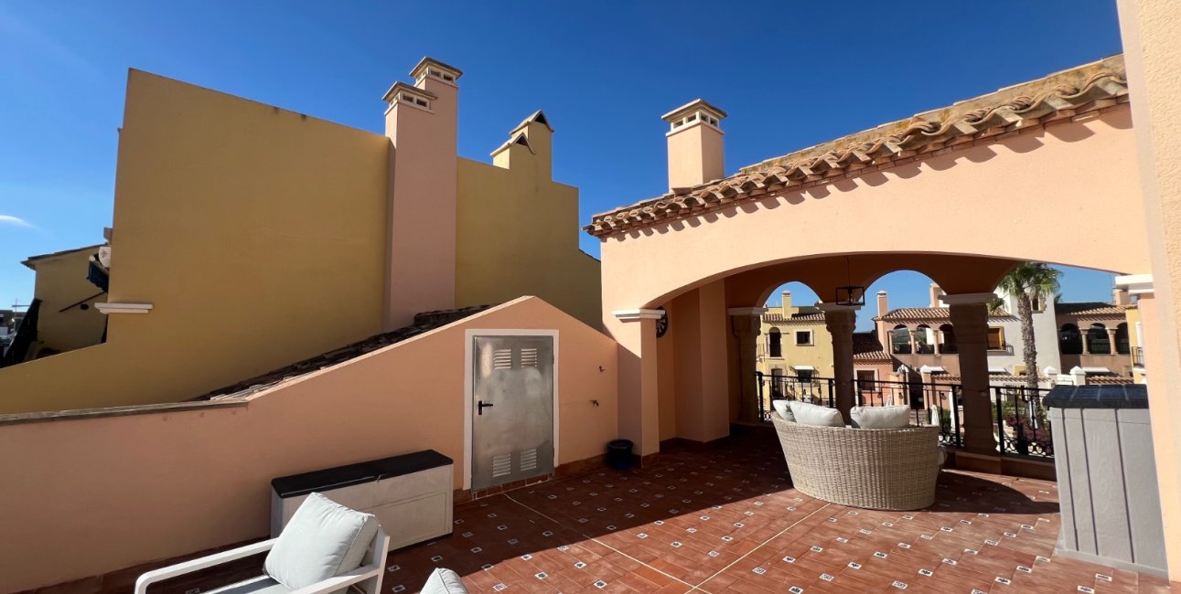 Resale - Bungalow -
Algorfa - La Finca Golf Resort