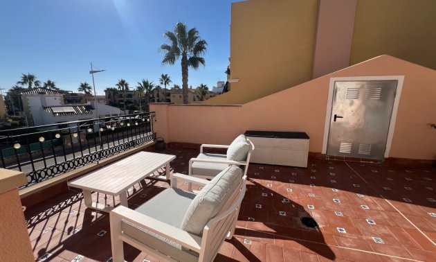 Resale - Bungalow -
Algorfa - La Finca Golf Resort
