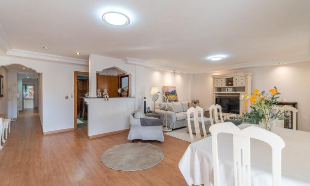 Resale - Penthouse -
Torrevieja - Centro