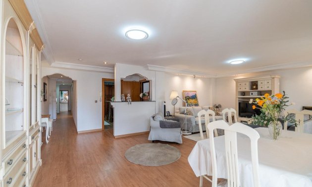 Resale - Penthouse -
Torrevieja - Centro