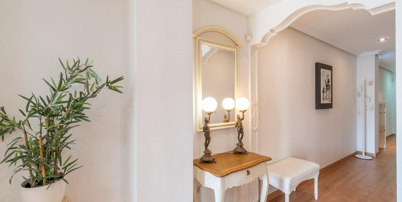 Resale - Penthouse -
Torrevieja - Centro