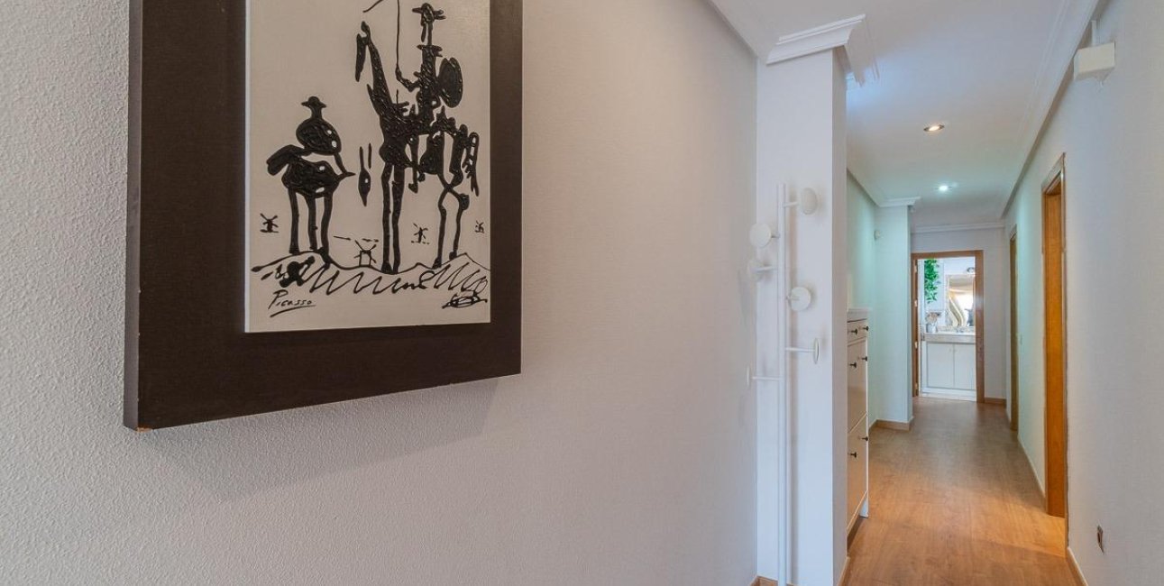 Resale - Penthouse -
Torrevieja - Centro