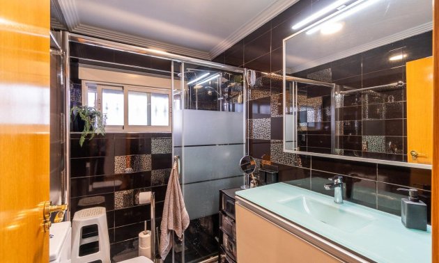 Resale - Penthouse -
Torrevieja - Centro