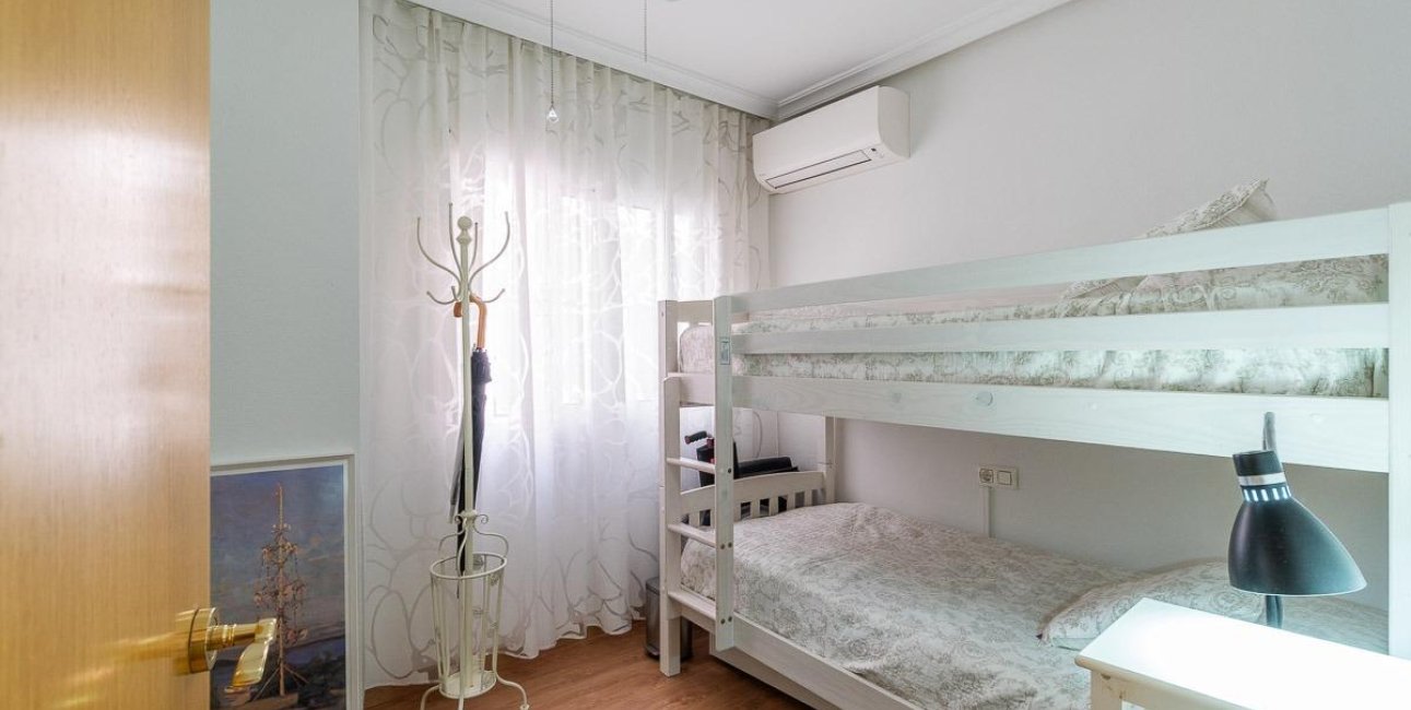 Resale - Penthouse -
Torrevieja - Centro