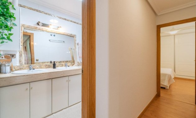 Resale - Penthouse -
Torrevieja - Centro