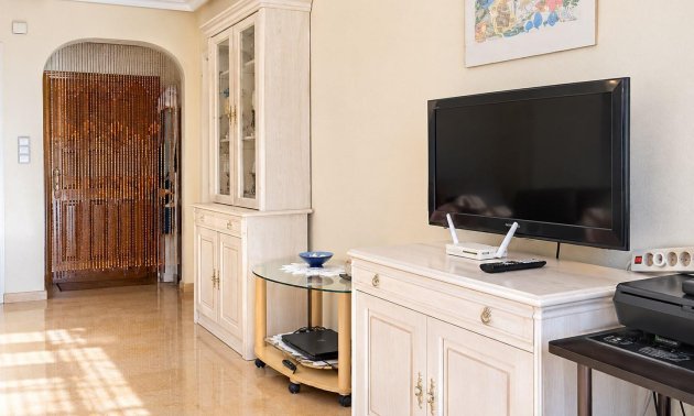 Resale - Bungalow -
Orihuela Costa - Lomas de Cabo Roig