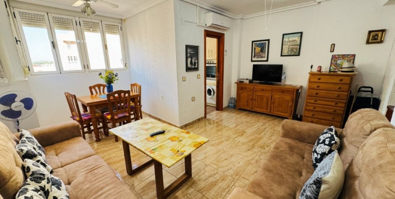 Resale - Apartment / flat -
Torrevieja - La Mata