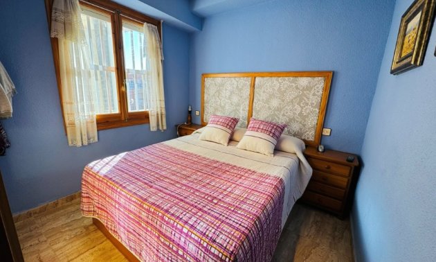 Resale - Apartment / flat -
Torrevieja - La Mata